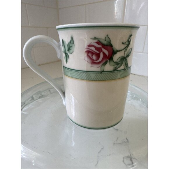 Wedgwood Other - Wedgewood English Cottage Rose Coffee Mug